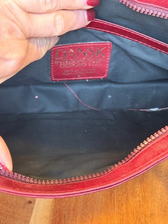 Dansk Vintage 1990s Minimalist Leather Crossbody Bag Burgundy (GUC) - Picture 2 of 16